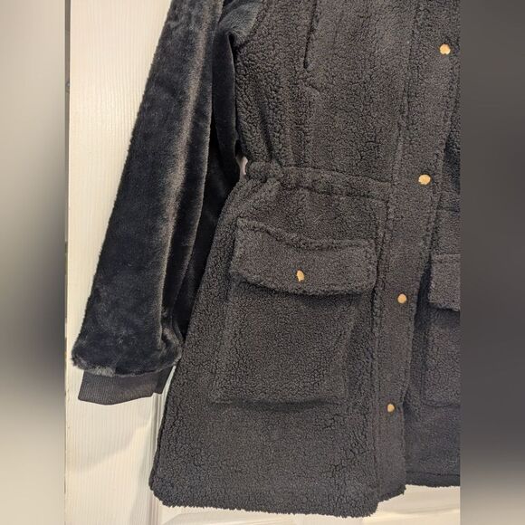 New Eden Society Womens Black sherpa Jacket Coat snap button Pockets Hooded sz S - Picture 2 of 12